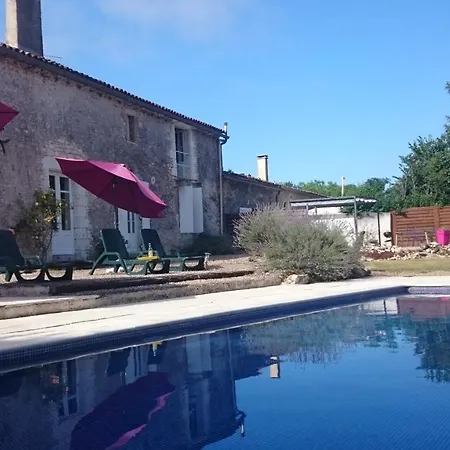 Les Mondains Vakantiehuis *