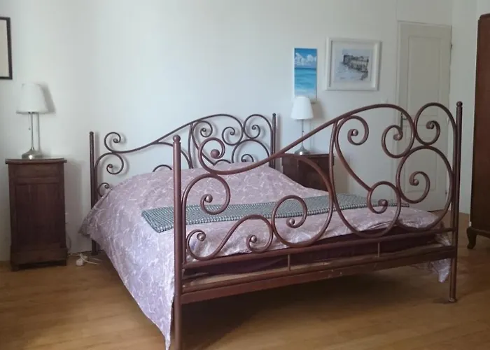 Les Mondains Margueron